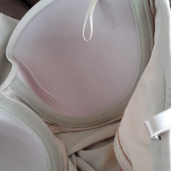 VICTORIAS SECRET BUSTIER BODY SHAPER UNDERWIRE NUDE BRA LINGERIE Size 36B - Picture 4 of 10